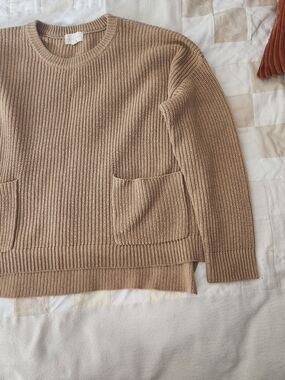 MELLODAY Crewneck Pocket Sweater - Tan